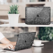 Load image into Gallery viewer, MacBook Pro 13 (2020-2016) HardShell Clear Cover I Fintie